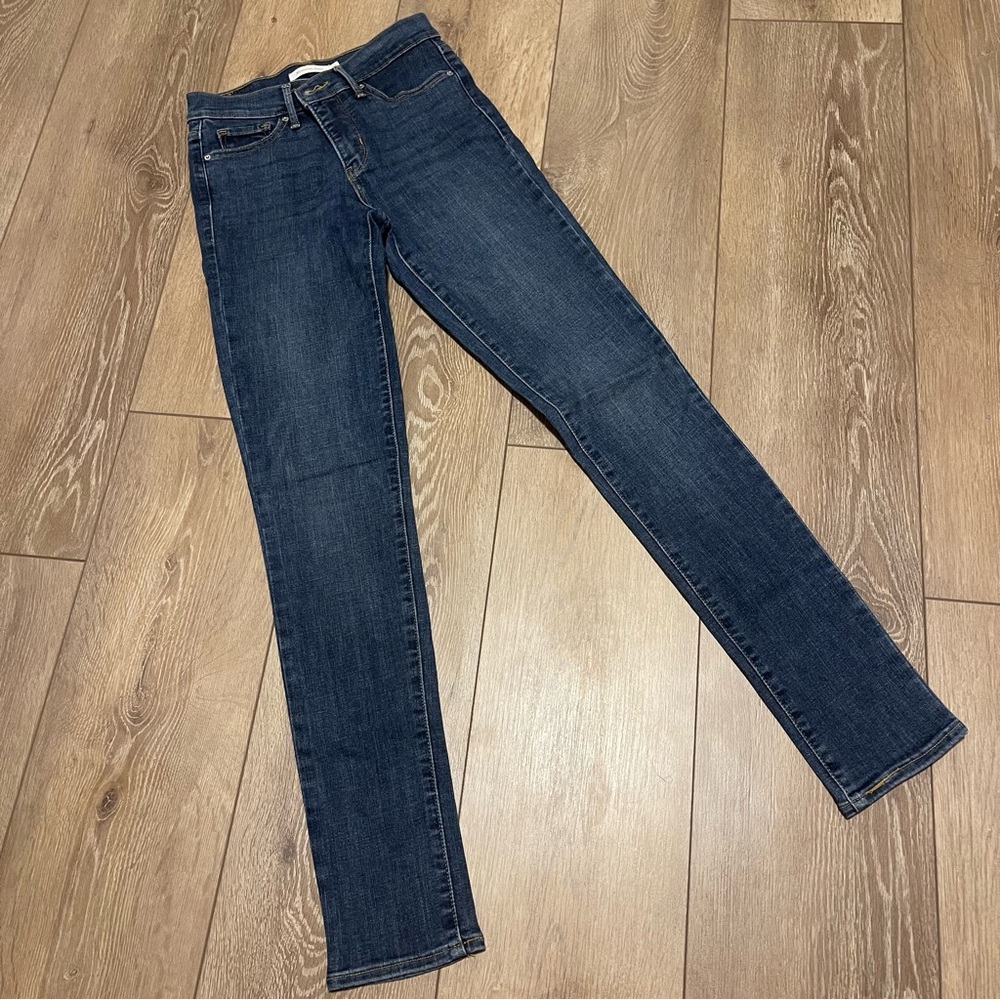 Levi’s 311 Shaping Skinny Jeans